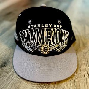 Men’s Zephyr 2011 Boston Bruins Stanley Cup Champions hat